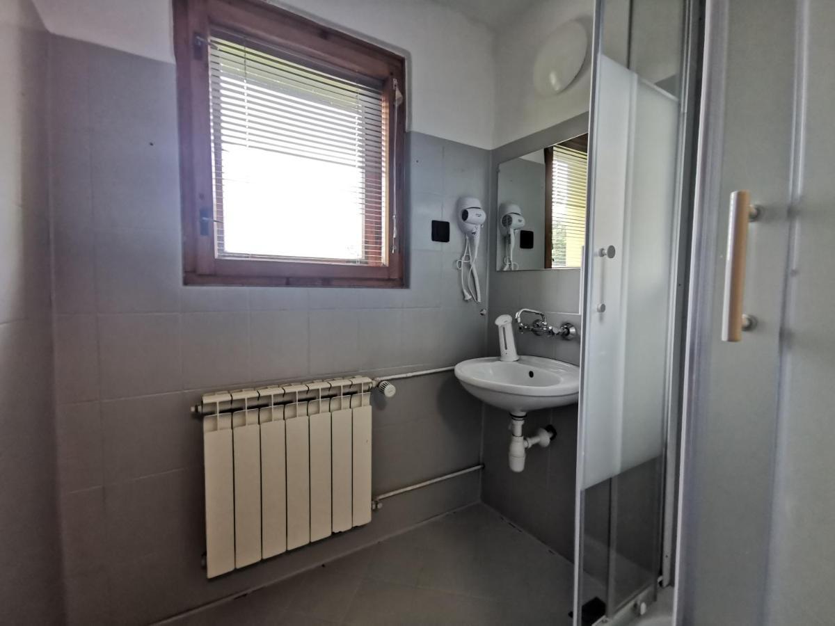 Chlabowkowe Izdebki Hotell Zakopane Rom bilde